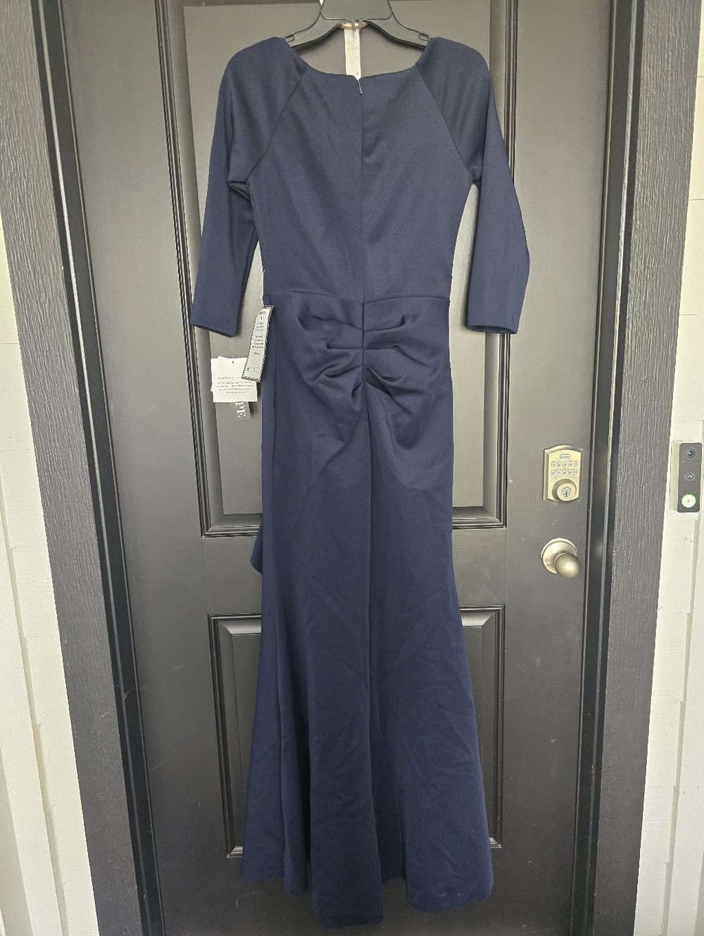 XSCAPE Navy Long Sleeve Wrap Mermaid Evening Dress Size 4 Formal $249 - Picture 12 of 13
